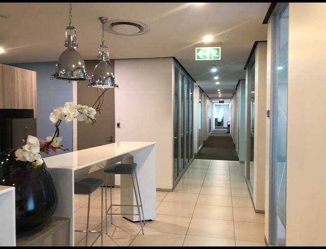 624M² OFFICE TO LET IN ROSEBANK